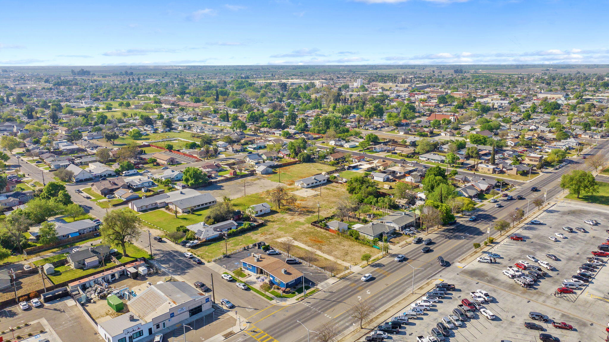 271 South Lemoore Avenue Lemoore, CA 93245 - Photo 11 of 16 12-web-or-mls-DJI_20260318160939_0621_D