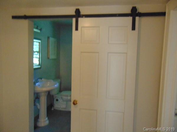 930 Narva Road Hendersonville, NC 28792 - Photo 17 of 26 Gallery Image 17