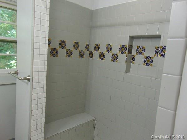 930 Narva Road Hendersonville, NC 28792 - Photo 20 of 26 Gallery Image 20