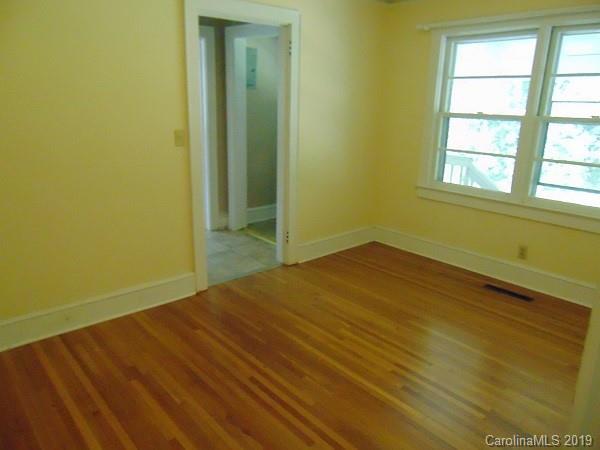 930 Narva Road Hendersonville, NC 28792 - Photo 22 of 26 Gallery Image 22