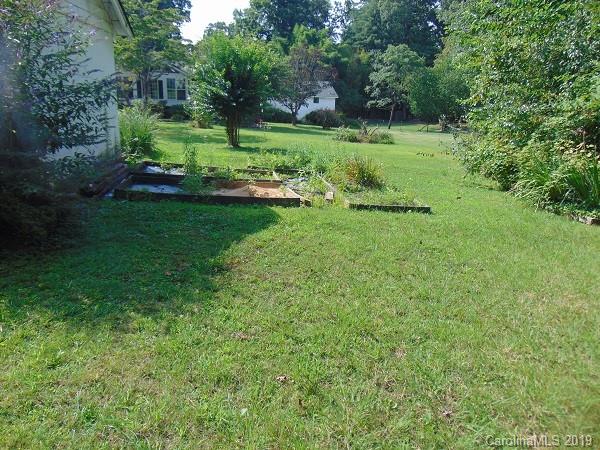 930 Narva Road Hendersonville, NC 28792 - Photo 25 of 26 Gallery Image 25