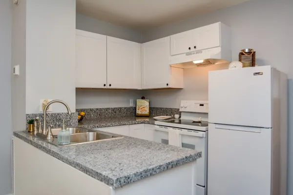 $825 | 51 Harbour Row Drive, Unit 55, Coldspring, TX 77331