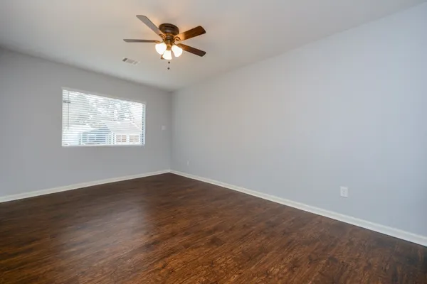 $825 | 51 Harbour Row Drive, Unit 55, Coldspring, TX 77331