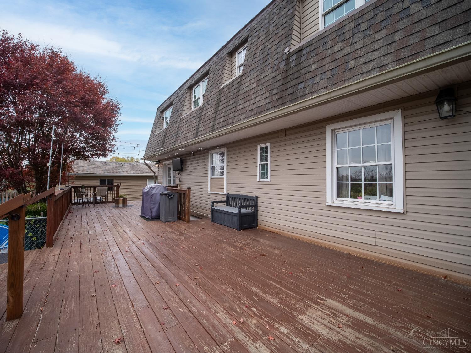 6468 Springdale Road Cincinnati, OH 45247 - Photo 24 of 35