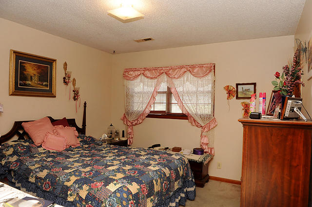 569 Summertown Road Jasper, TN 37347 - Photo 11 of 33 DSC_8106