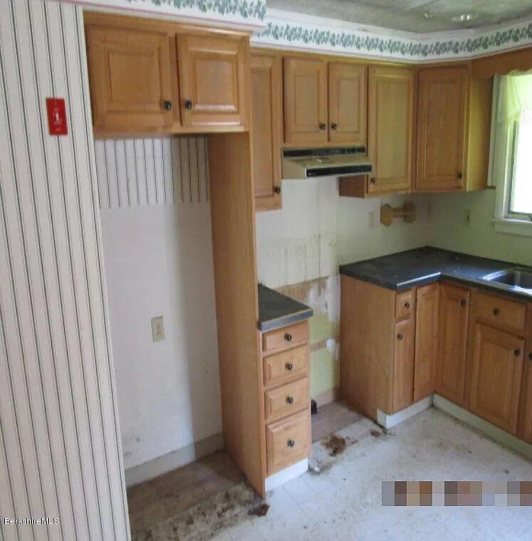 175 New Lenox Road Lenox, MA 01240 - Photo 5 of 16 IS33jjeaeuiql30000000000