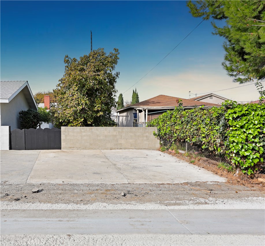 12814 Downey Avenue Downey, CA 90242 - Photo 19 of 22