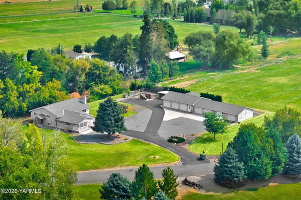 $755,000 | 3201 Southcreek Drive, Yakima, WA 98903