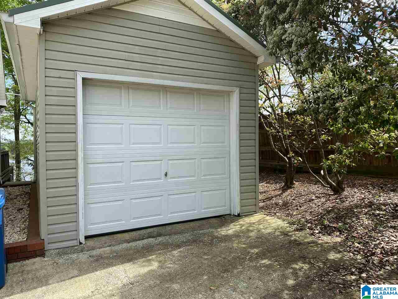 1524 Briar Cliff Road Rainbow City, AL 35906 - Photo 5 of 41