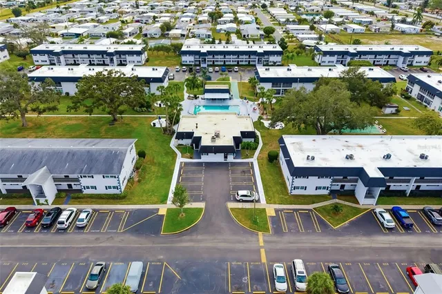 $109,500 | 203 47th Ave Drive West, Unit 167, Bradenton, FL 34207