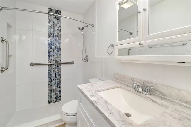 $109,500 | 203 47th Ave Drive West, Unit 167, Bradenton, FL 34207