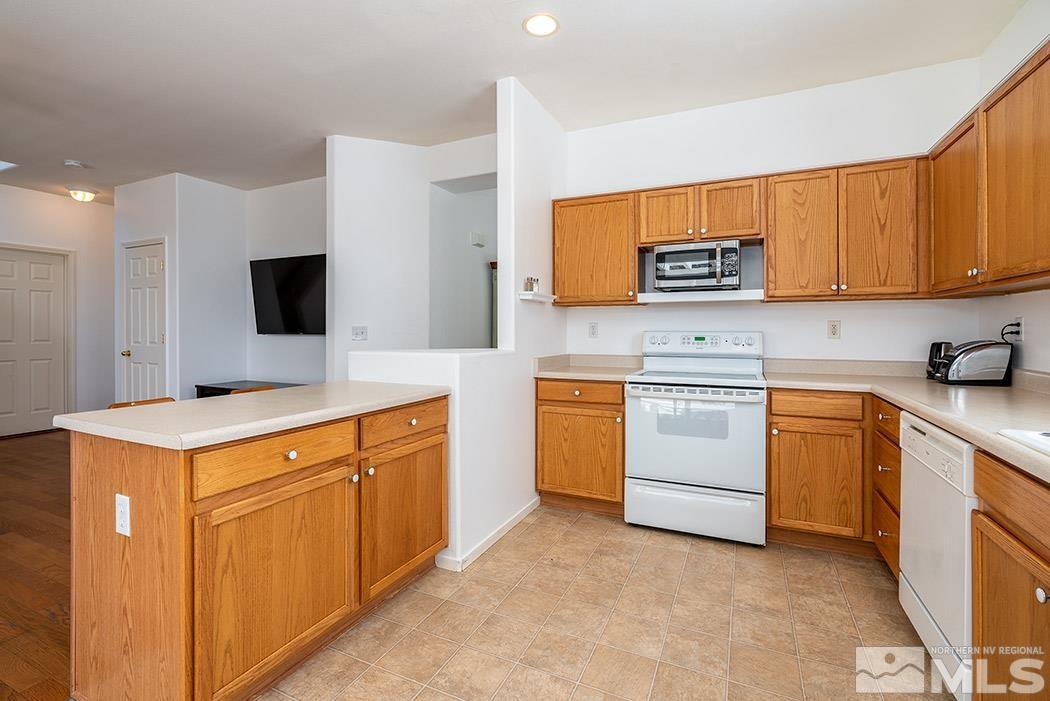 5940 Sapphire Ridge Court Reno, NV 89523 - Photo 11 of 25 Photo 11