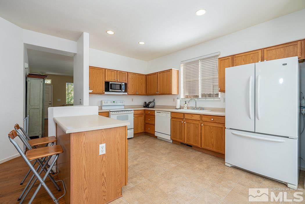 5940 Sapphire Ridge Court Reno, NV 89523 - Photo 10 of 25 Photo 10