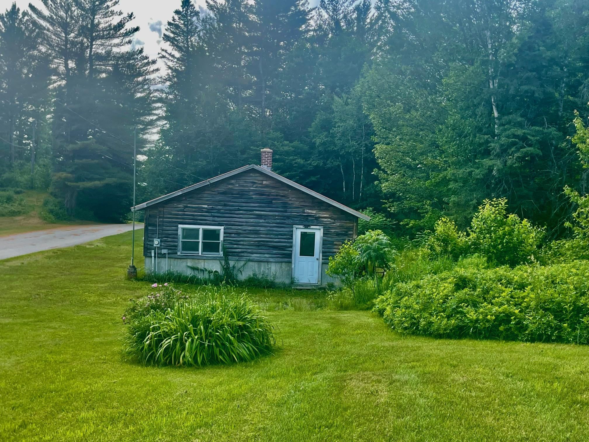 76 Potter Road Stark, NH 03582 - Photo 3 of 24