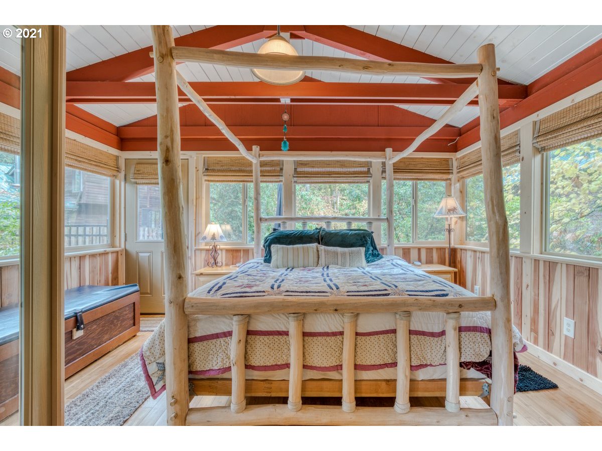 64395 East Barlow Trail Road Rhododendron, OR 97049 - Photo 14 of 32 Gallery Image 14