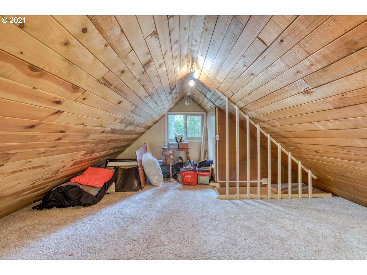 64395 East Barlow Trail Road Rhododendron, OR 97049 - Photo 20 of 32 Gallery Image 20