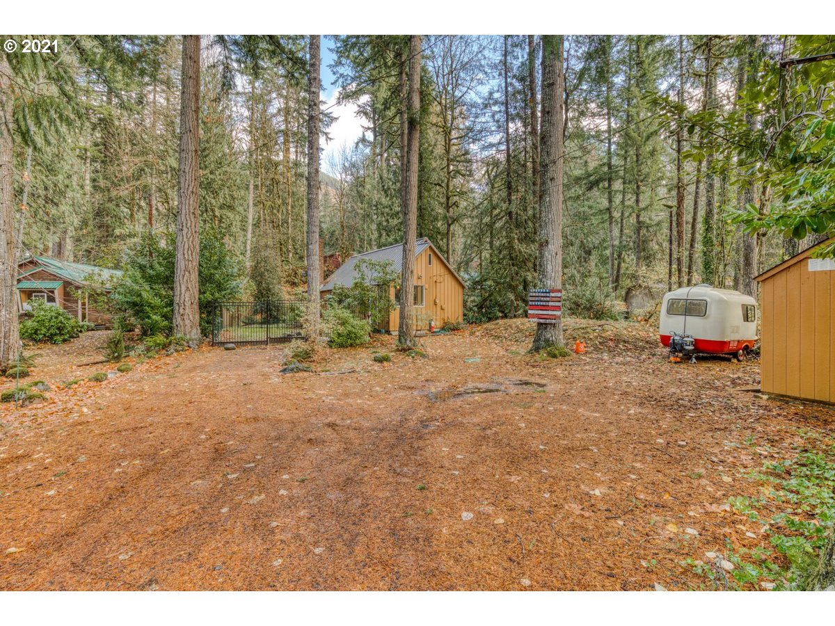 64395 East Barlow Trail Road Rhododendron, OR 97049 - Photo 31 of 32 Gallery Image 31