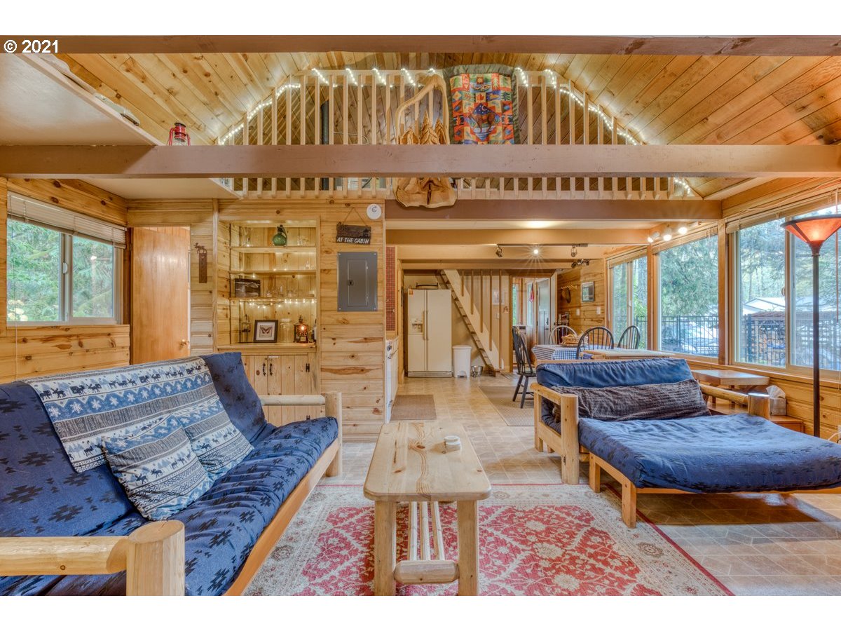 64395 East Barlow Trail Road Rhododendron, OR 97049 - Photo 7 of 32 Gallery Image 7