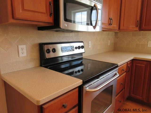 282 Boght Road Colonie, NY 12189 - Photo 11 of 37 Photo 11