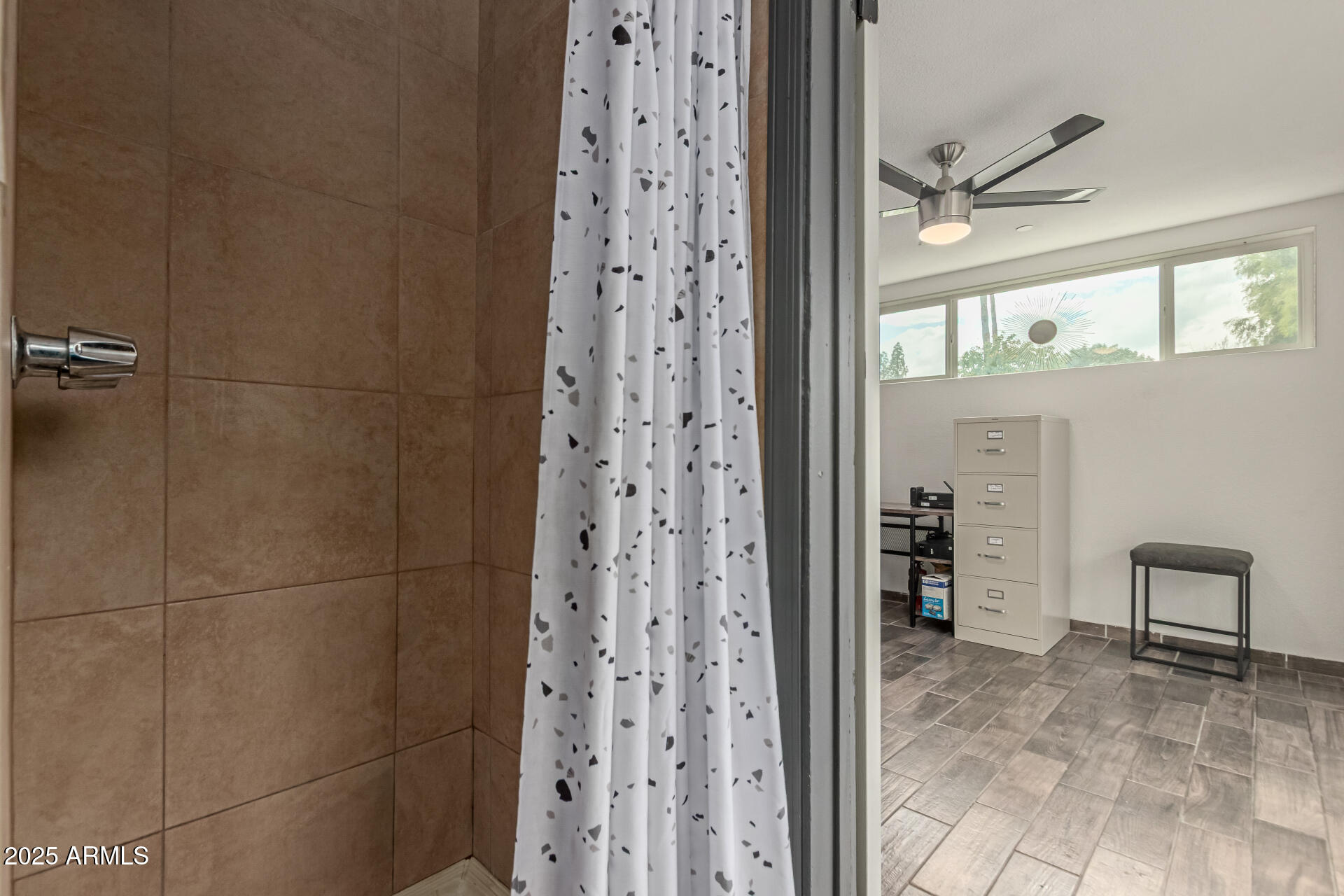 328 East Bethany Home Road Phoenix, AZ 85012 - Photo 26 of 35