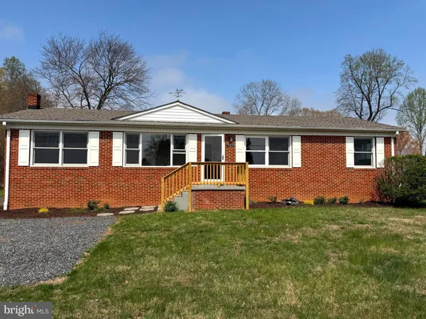 $399,500 | 7183 Oak Drive, Reva, VA 22735