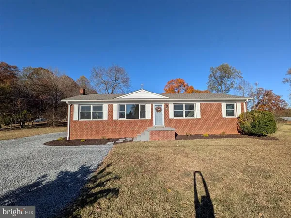 $399,500 | 7183 Oak Drive, Reva, VA 22735