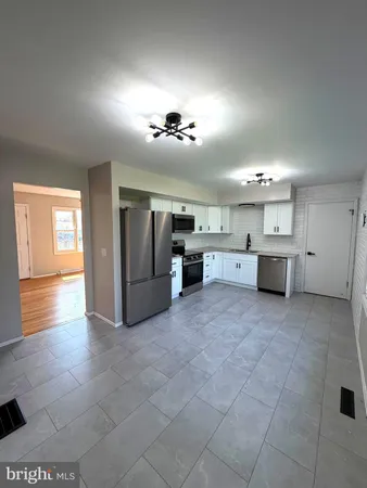 $399,500 | 7183 Oak Drive, Reva, VA 22735