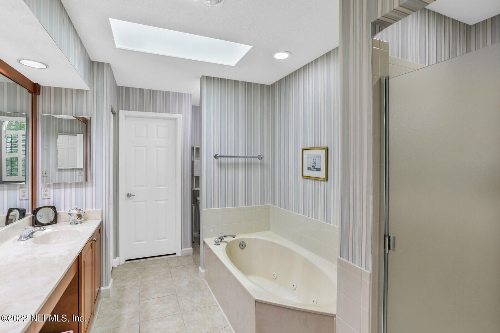 1520 Marsh Rabbit Way Fleming Island, FL 32003 - Photo 11 of 32 Master Bath Tub