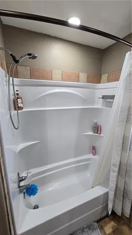 $165,000 | 603 East James Road, Gallatin, MO 64640