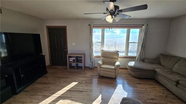 $165,000 | 603 East James Road, Gallatin, MO 64640