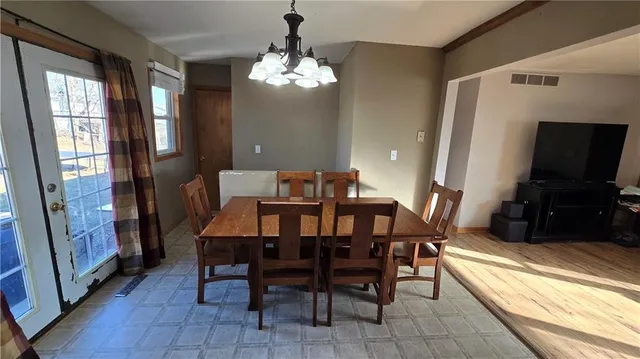 $165,000 | 603 East James Road, Gallatin, MO 64640