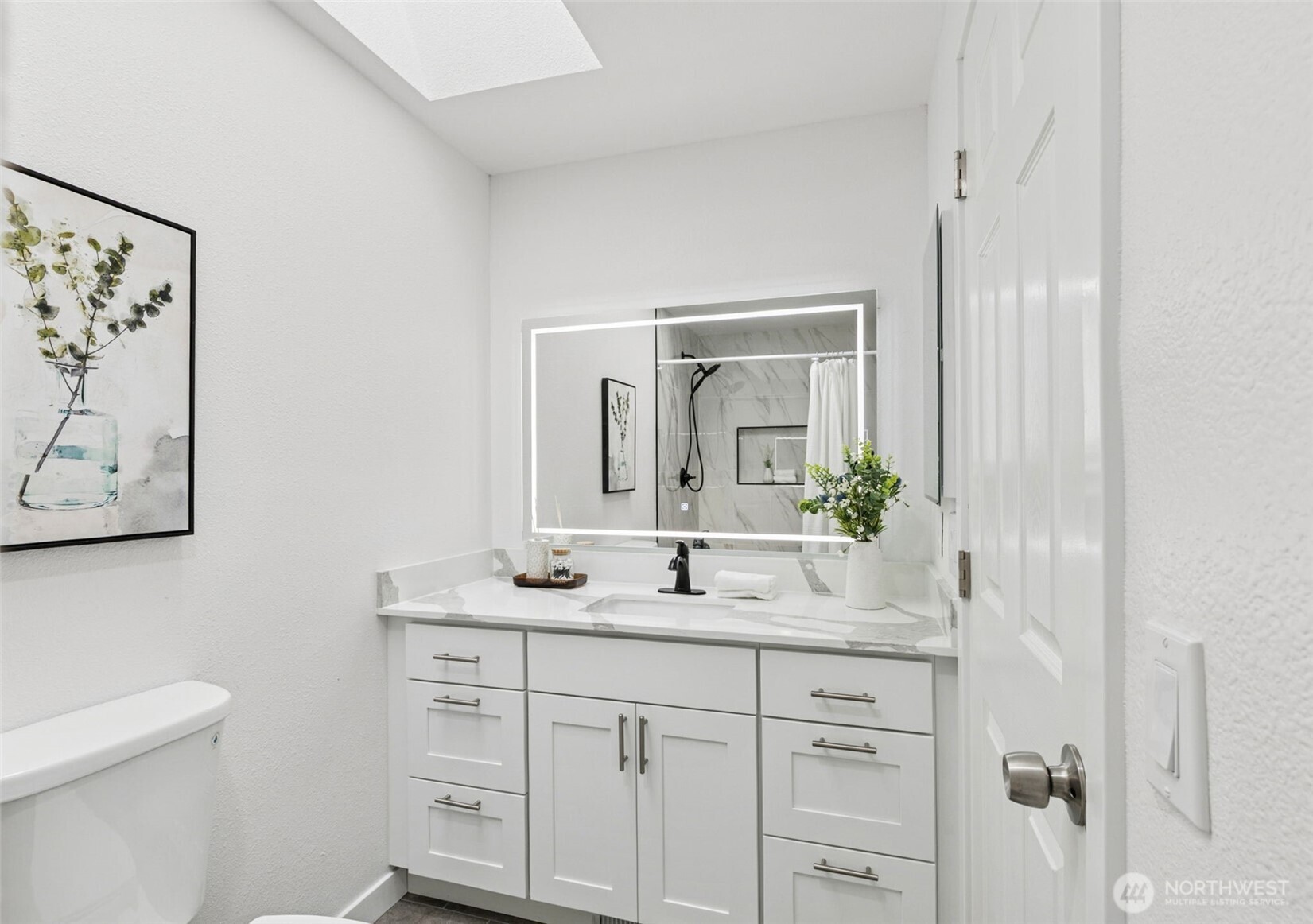 7002 42nd Avenue South Seattle, WA 98118 - Photo 13 of 32