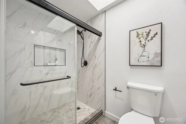 $1,079,000 | 7002 42nd Avenue South, Seattle, WA 98118