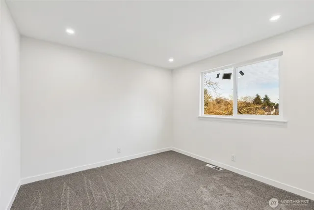 $1,079,000 | 7002 42nd Avenue South, Seattle, WA 98118