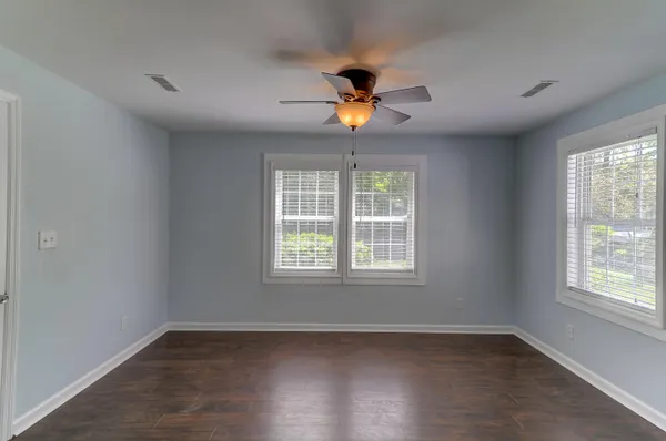 $1,815 | 2401 Eagle Drive, Charleston, SC 29406