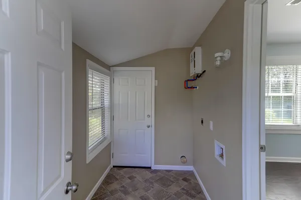 $1,815 | 2401 Eagle Drive, Charleston, SC 29406