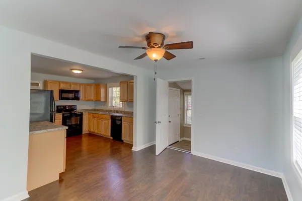 $1,815 | 2401 Eagle Drive, Charleston, SC 29406