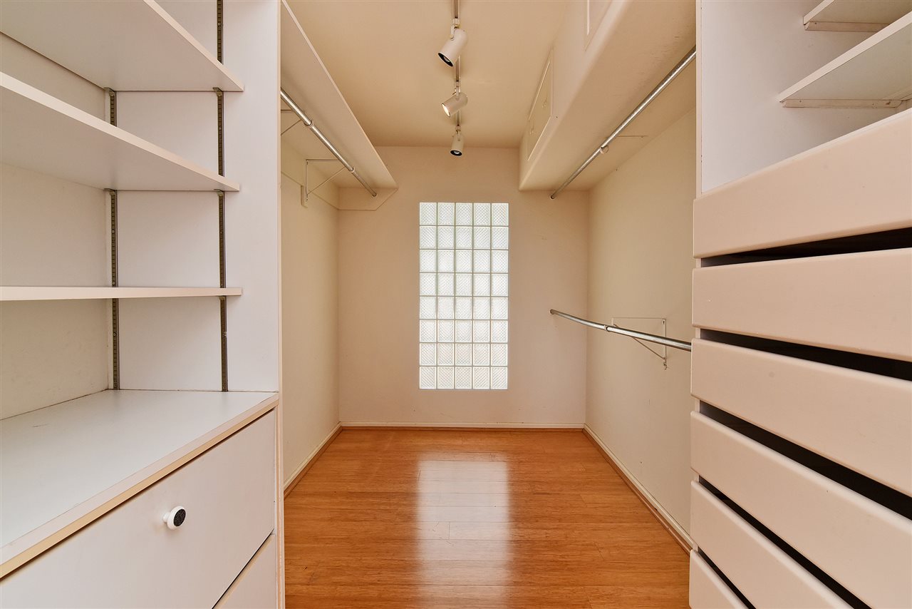 166 Halelo Street Lahaina, HI 96761 - Photo 27 of 27 a view of an empty room with a window