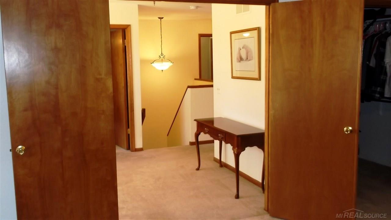 2147 Kennedy Drive Rochester Hills, MI 48309 - Photo 21 of 34