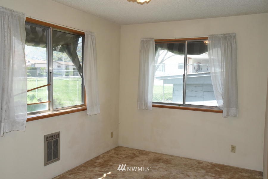 1600 Maple Street Wenatchee, WA 98801 - Photo 18 of 25 Gallery Image 18