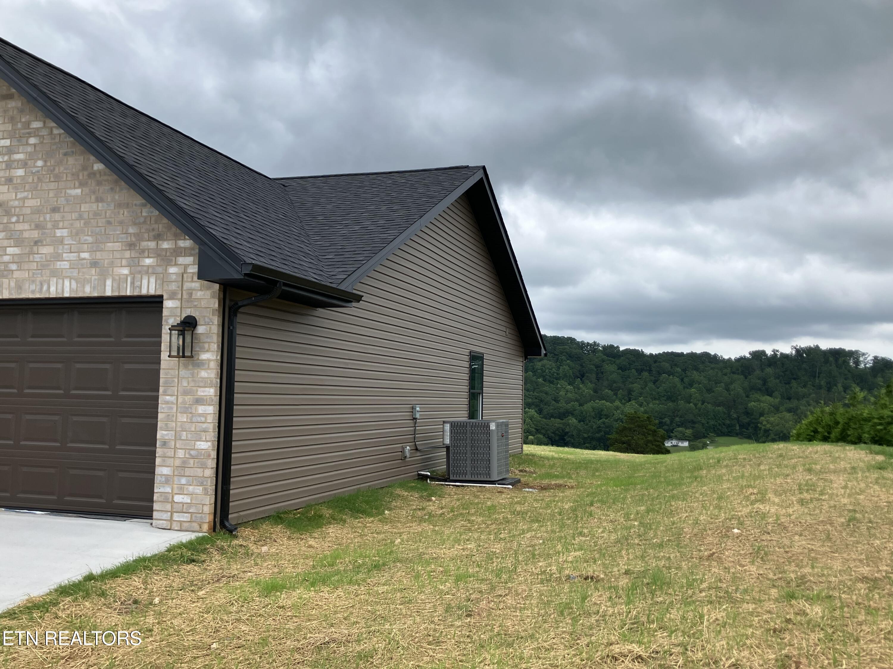 180 Sparks Landing Road Maynardville, TN 37807 - Photo 25 of 32 IMG_4962