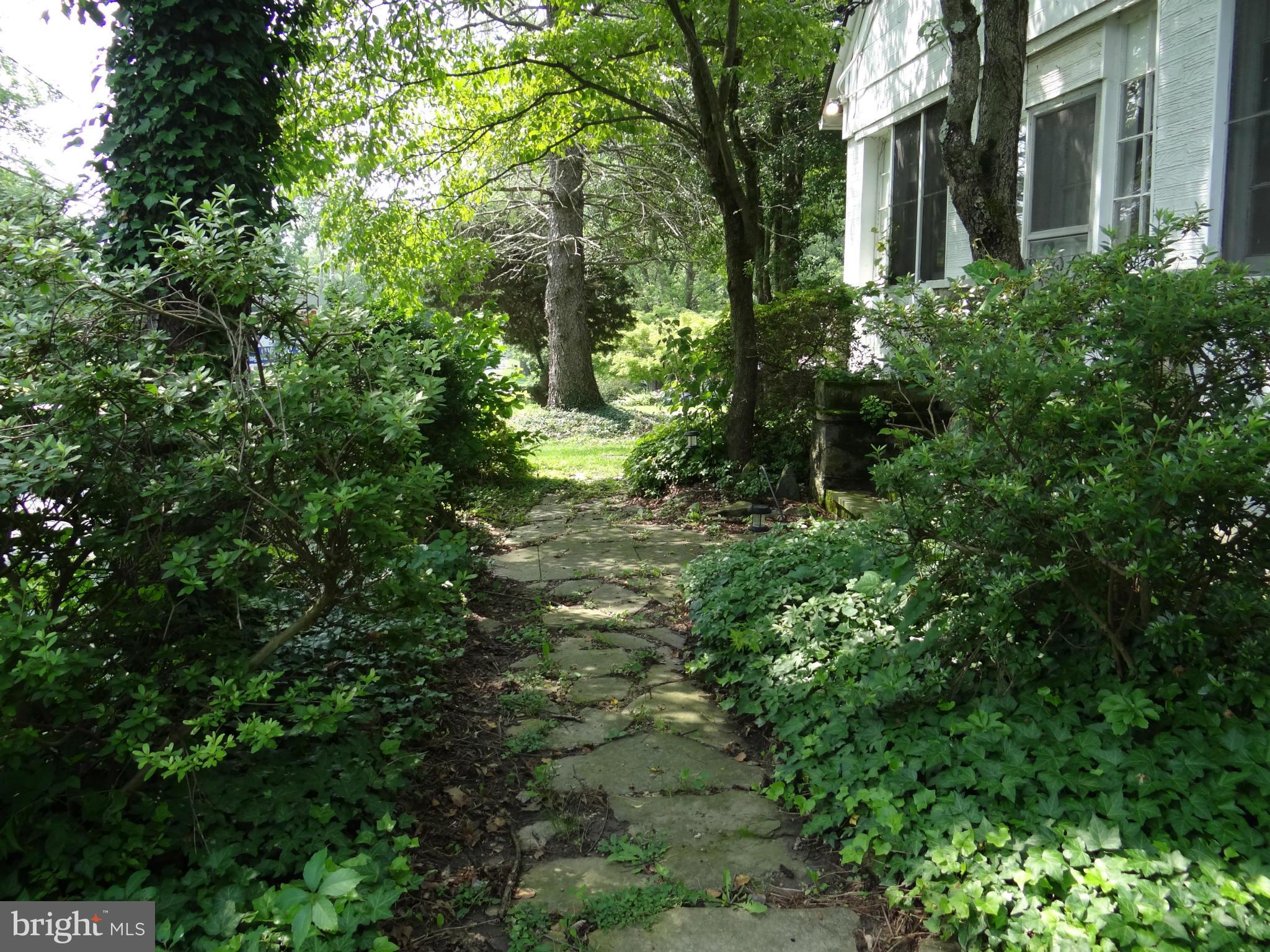 2902 Ridge Road Baltimore, MD 21244 - Photo 19 of 23 a view of a garden with plants