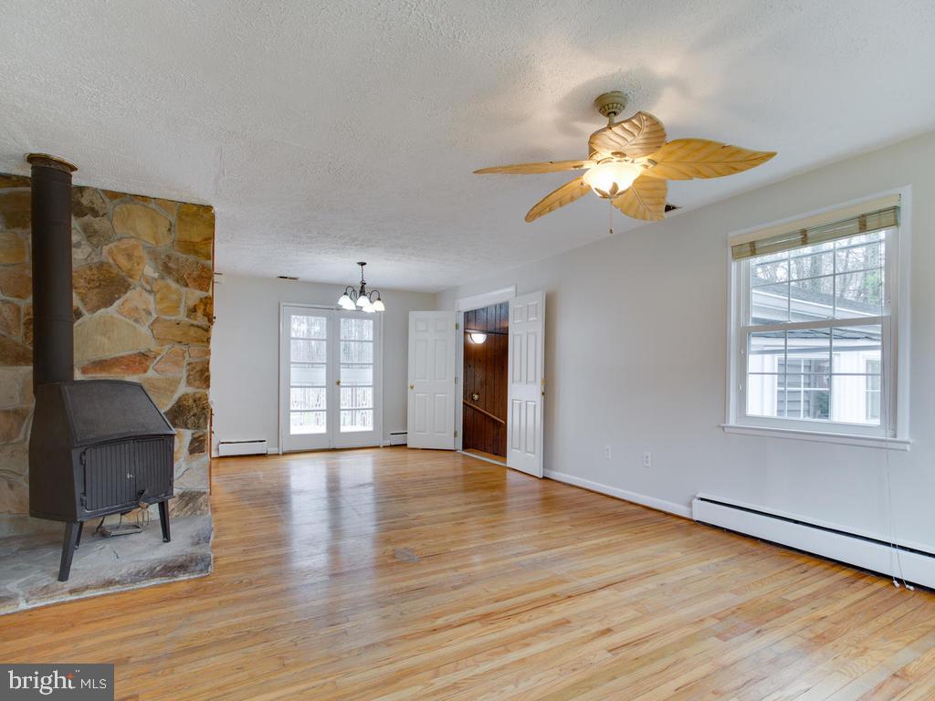 7141 Presley Road Lanham, MD 20706 - Photo 5 of 51 Gallery Image 5