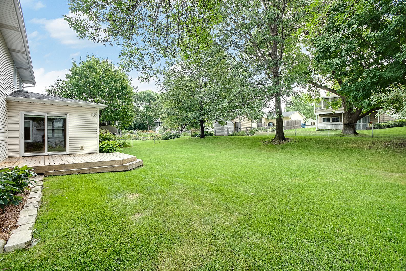 10425 Xylon Road South Bloomington, MN 55438 - Photo 55 of 57