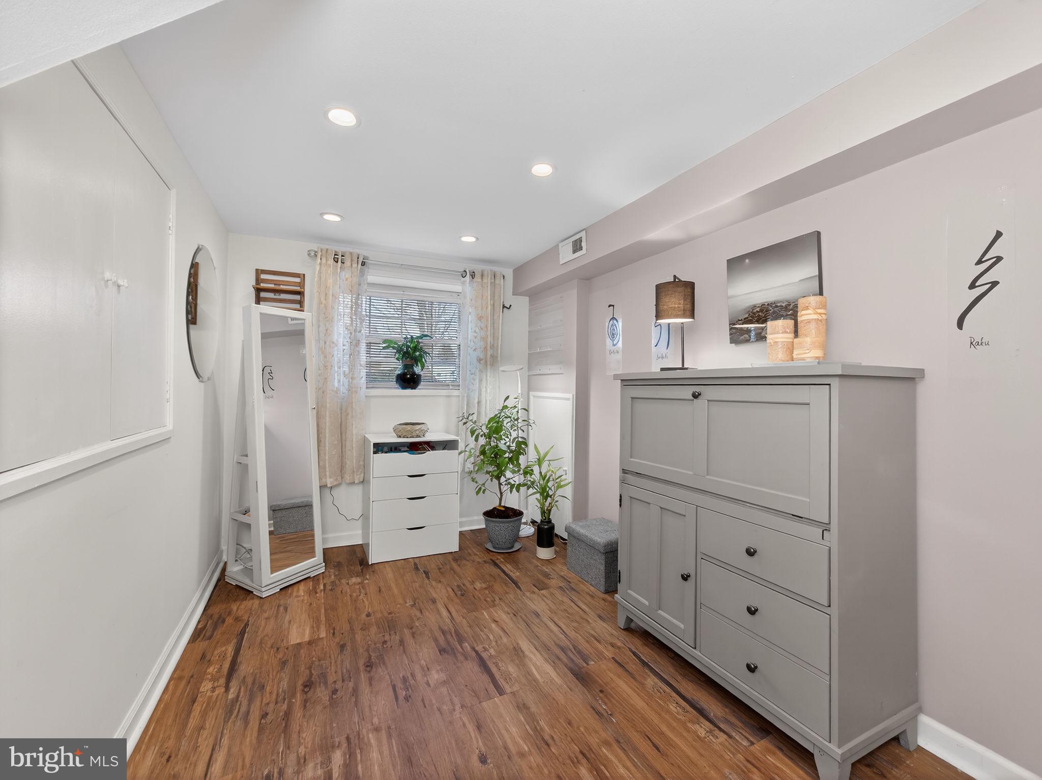 840 Walnut Road Warminster, PA 18974 - Photo 18 of 41 Gallery Image 18