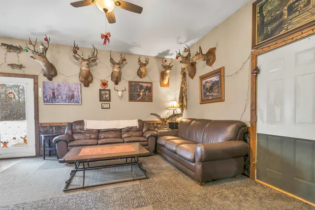 $284,900 | 8153 Gray Lake Road, Oconto Falls, WI 54154