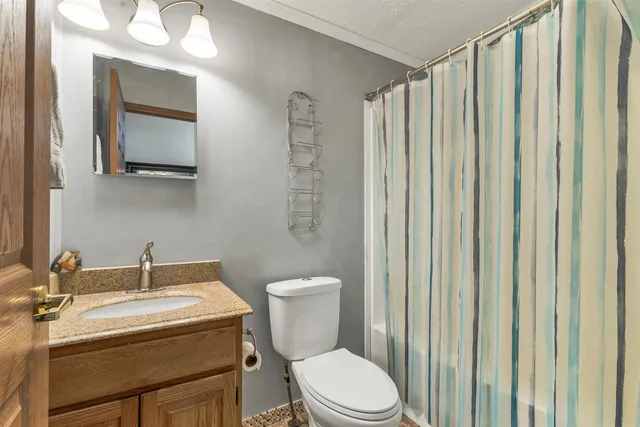 $284,900 | 8153 Gray Lake Road, Oconto Falls, WI 54154