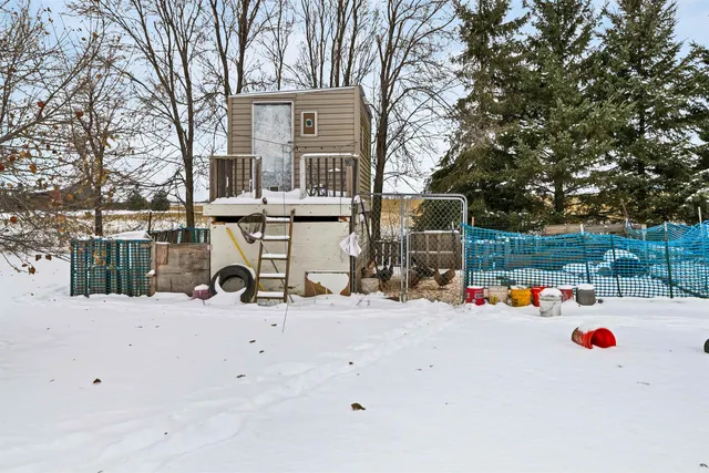 $284,900 | 8153 Gray Lake Road, Oconto Falls, WI 54154