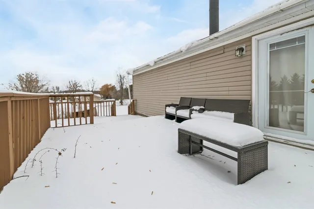 $284,900 | 8153 Gray Lake Road, Oconto Falls, WI 54154