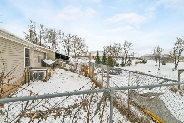 $284,900 | 8153 Gray Lake Road, Oconto Falls, WI 54154